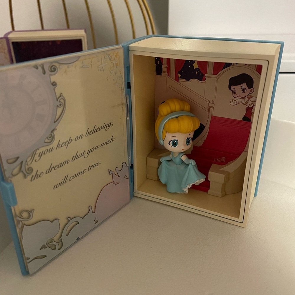 Pop Mart Disney Princess Fairytale Series - Cinderella